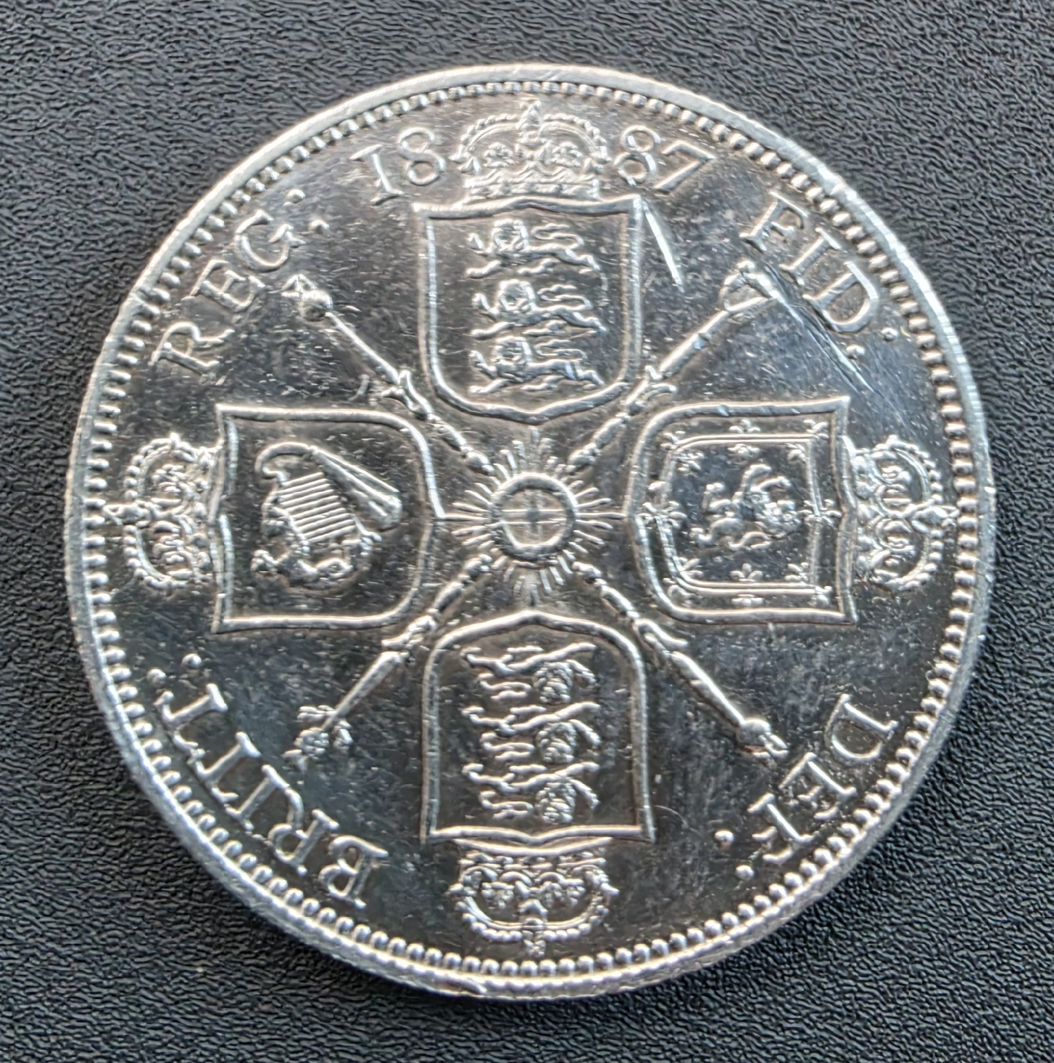 Великобритании. Серебряная монета 2 шиллинга (флорин) 1887 г. Виктория