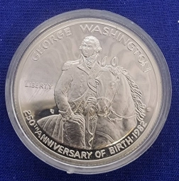 США серебряная монета 50 центов 1982г. Джордж Вашингтон верхом на коне