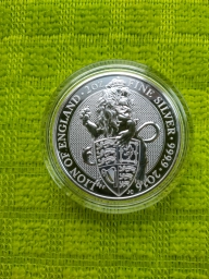 Великобритания 5 фунтов 2016г Звери Королевы. Серебро 2 унции тираж