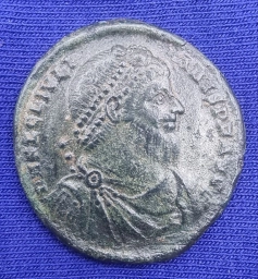 Двойная майорина. Юлиан II Отступник 361–363 гг. Бык / Антиохия.
