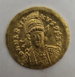 Золотой солид императора Маркиана (450–457 гг.). Византия