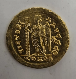 Золотой солид императора Маркиана (450–457 гг.). Византия