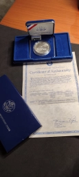 Серебрянный Доллар 200 Лет Конституции США в полной комплектации