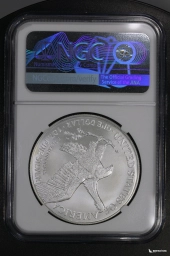США 1 доллар 2026 Шагающая свобода NGC MS 69